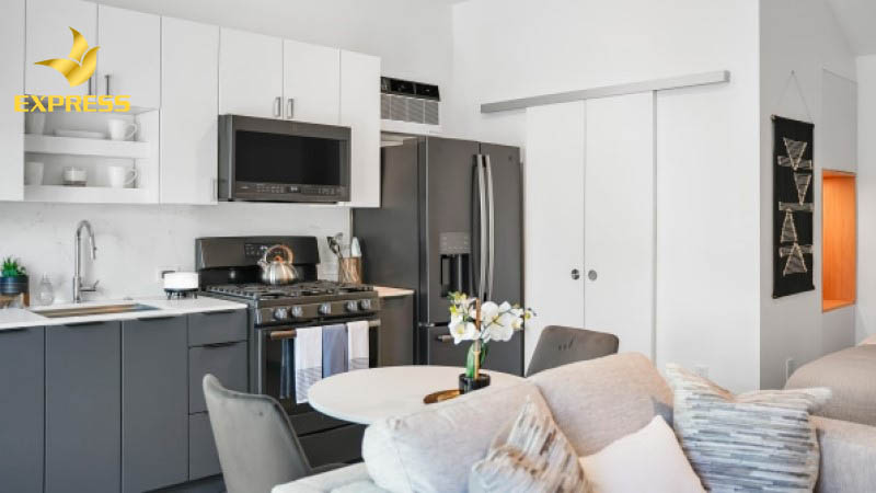 Chúng ta có thể kết hợp phòng bếp và phòng khách.