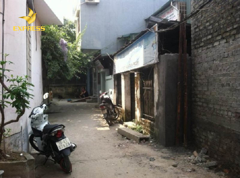 Mảnh đất 140m2 nằm trong ngõ đường giải phóng