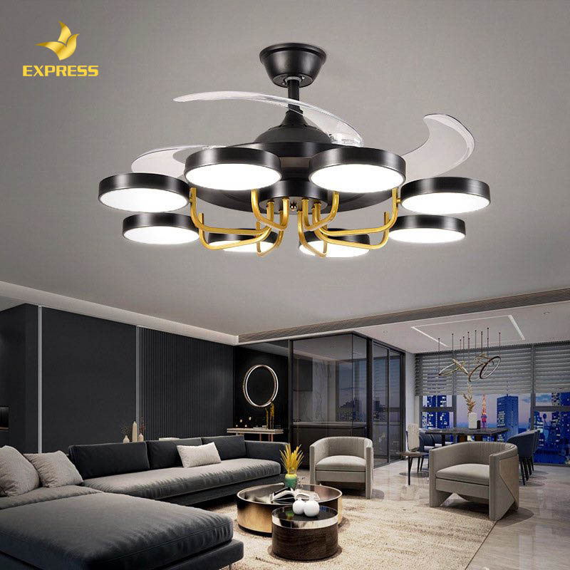 Nếu phòng khách rộng rãi, bạn có thể mua quạt trần đèn kích thước lớn.