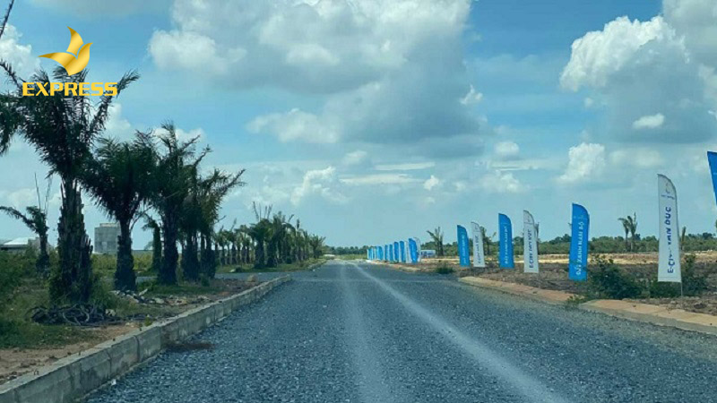 Xác định giá bán đất