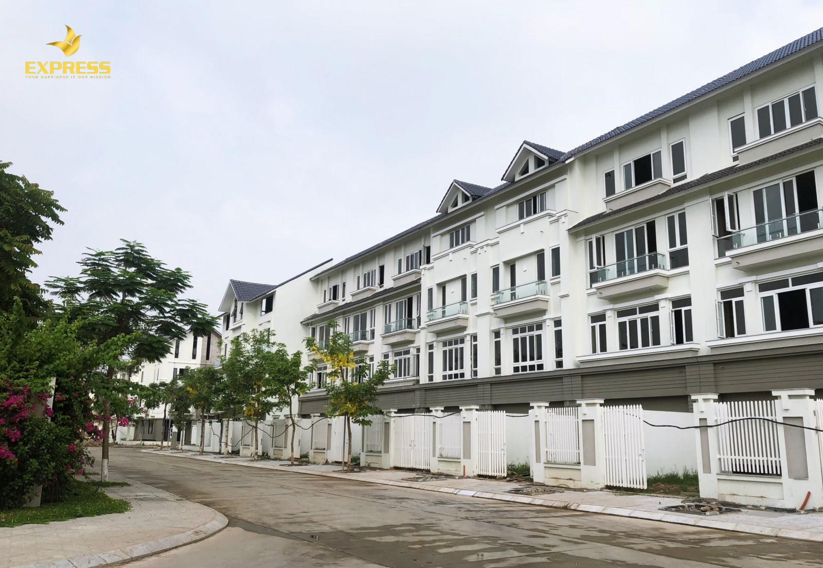 Nội dung của quyền đối với bất động sản liền kề