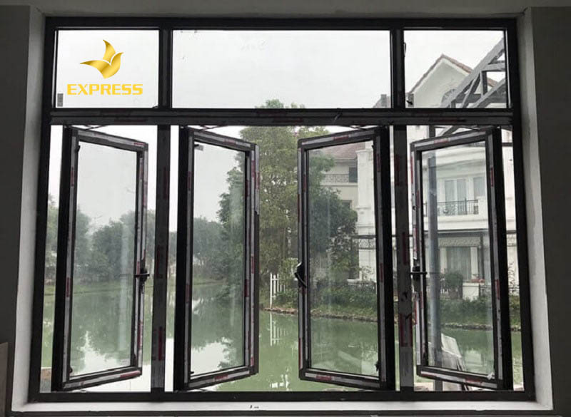 Bên cạnh loại cửa sổ có 3 cánh thì có các loại 4 cánh và 2 cánh
