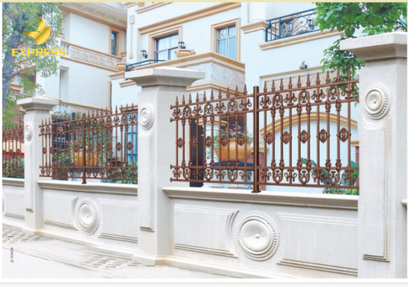 Có rất nhiều mẫu tường rào cho mọi người lựa chọn.