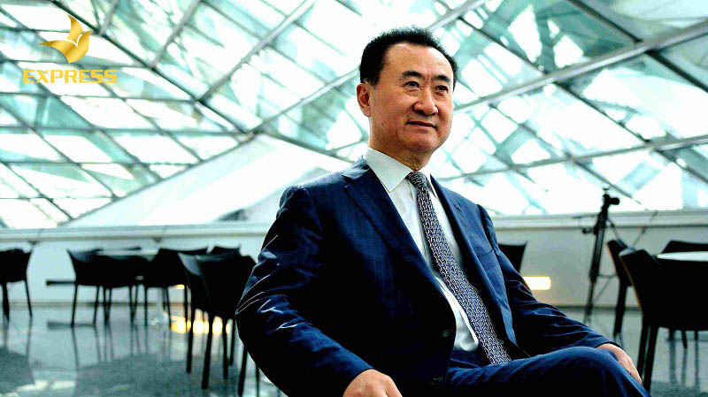 Ông kiếm được lợi nhuận và chuyển sang đầu tư nước ngoài