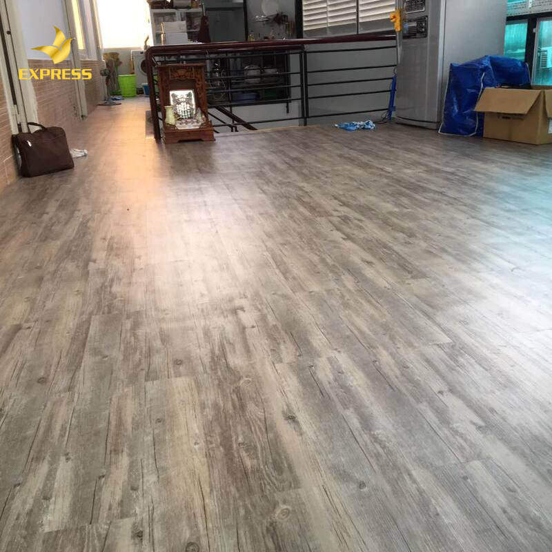 Sàn nhựa hiện nay được nhiều người sử dụng khi thiết kế các công trình nhà ở tạo nên thẩm mỹ cao cho ngôi nhà