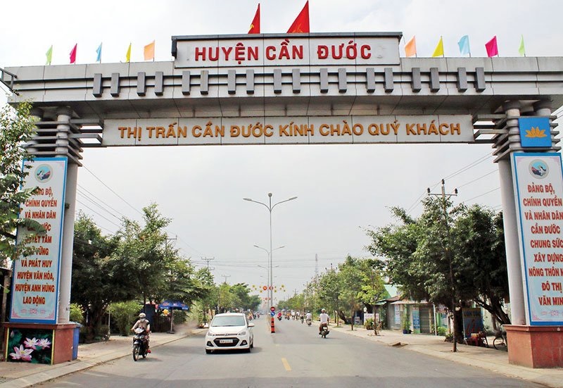 Cổng chào huyện Cần Đước