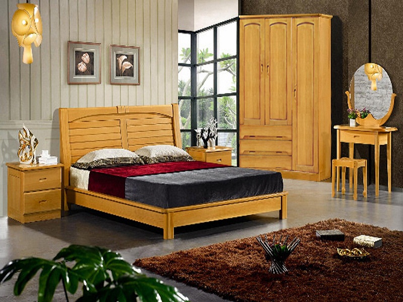 Để bàn trang điểm trong phòng ngủ.