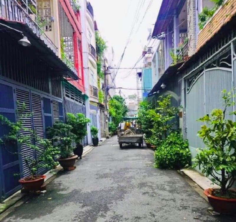 Giá thành của nhà hxh mềm hơn nhiều so với nhà mặt phố