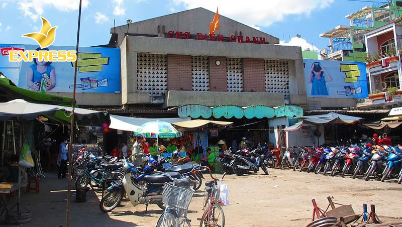 Huyện Bình Chánh thuộc khu vực ngoại thành Thành phố Hồ Chí Minh