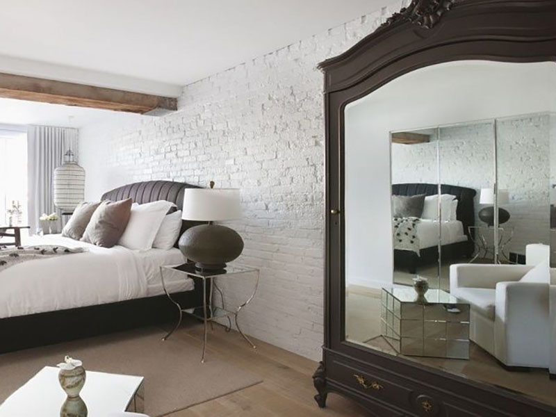 Nên đặt gương ở đâu trong phòng ngủ?