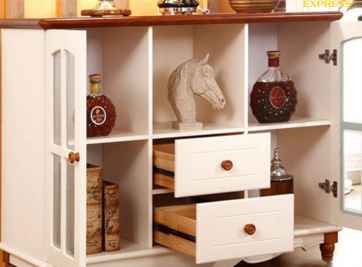 Bày trí tủ rượu tân cổ điển sao cho đẹp nhất?