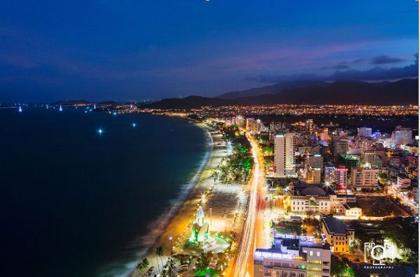 Khu vực sầm uất, phát triển.