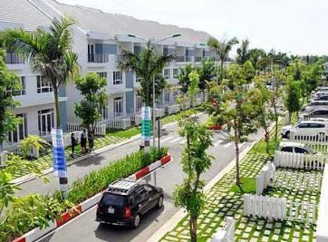 ĐÁNH GIÁ GIÁ BÁN PHÂN KHÚC ĐẤT NỀN VÀ NHÀ PHỐ TẠI KHU ĐÔNG SÀI GÒN