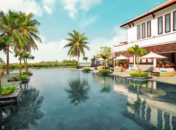 TẬN HƯỞNG KỲ NGHỈ CỦA MÌNH TẠI “THIÊN ĐƯỜNG GIỮA BIỂN VÀ SÔNG”