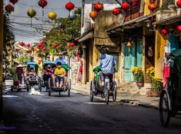 MỘT “HỘI AN NHÂN TÌNH THUẦN HẬU” TRONG LÒNG DU KHÁCH