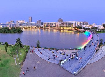 BẤT ĐỘNG SẢN QUẬN 7 GIAO DỊCH SÔI ĐỘNG